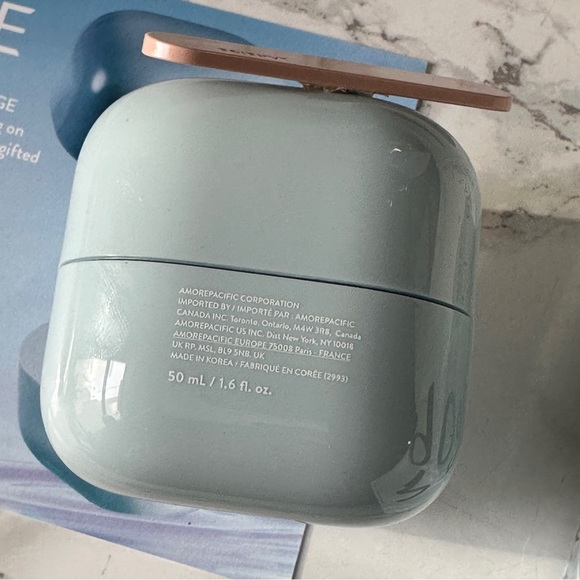 LANEIGE WATER BANK BLUE HYALURONIC CREAM MOISTURIZER - Normal to dry - Picture 10 of 10